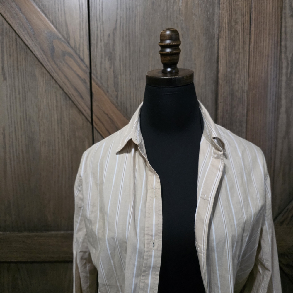 Everlane Striped Beige Button-Up Shirt - Picture 2 of 4